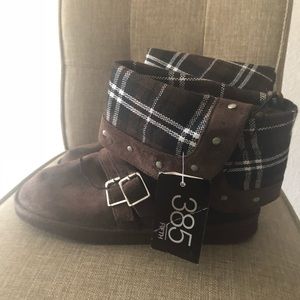 Brown fold over plaid boots